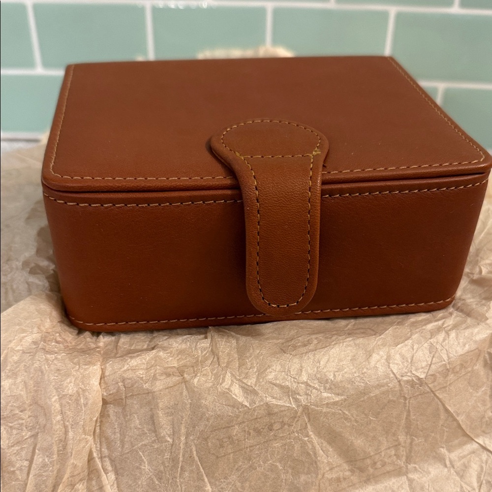 Vintage COACH Leather Travel Jewelry/Storage Box, Original Pkg, NOS, 80/90s